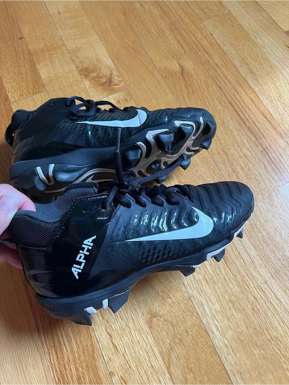 Black & White Nike Alpha FastFlex Football Cleats size 5.5 Wide